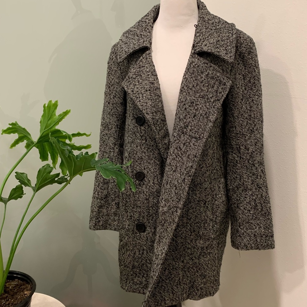 BB Dakota heather grey peacoat size small